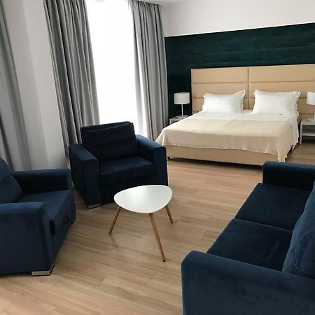 Hotel Morina Palace Dhërmi Buitenkant foto