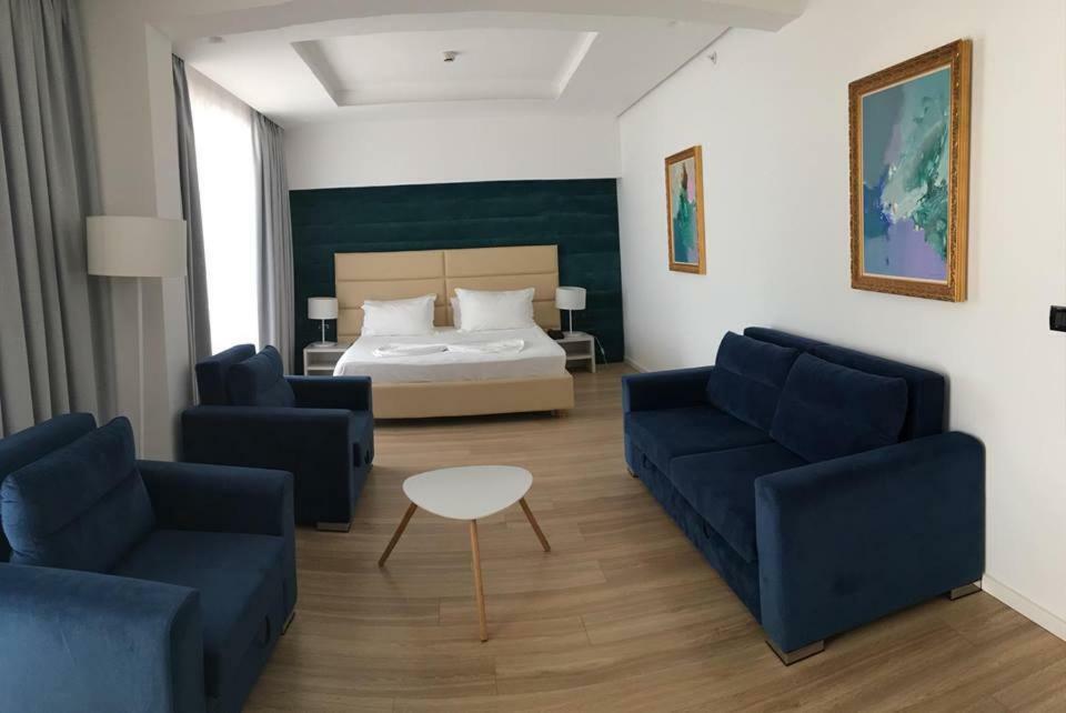 Hotel Morina Palace Dhërmi Buitenkant foto